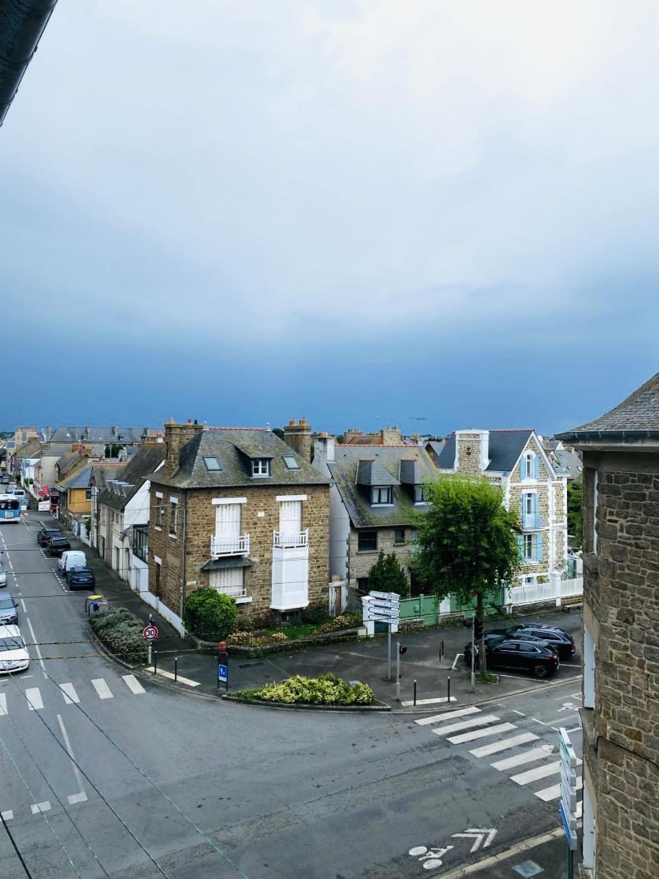 Brit Hotel Le Surcouf Saint-Malo Exterior photo